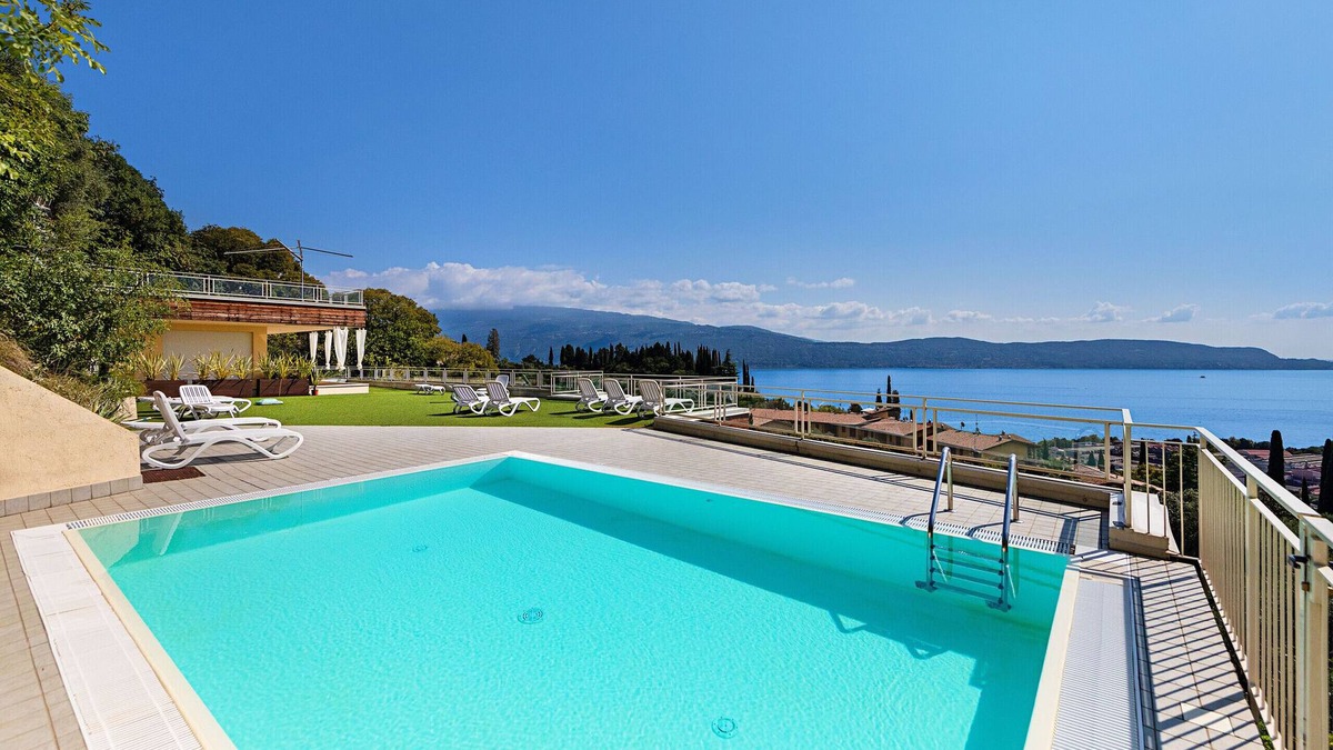 Pulciano Apartment | Poggio al Sole 6 Apartment by Wonderful Italy