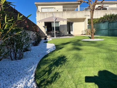 Poggio-Mezzana Apartment | Poggio Mezzana T2 climatisé avec jardin proche mer