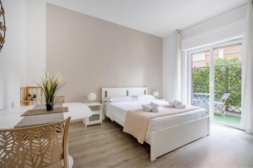 Municipio 2 Apartment | Poggio Suite - Bright City Escape