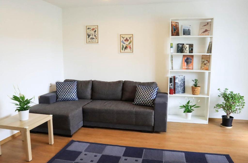 Uherske Hradiste Apartment | Pohodlný apartmán s ptačí zahradou
