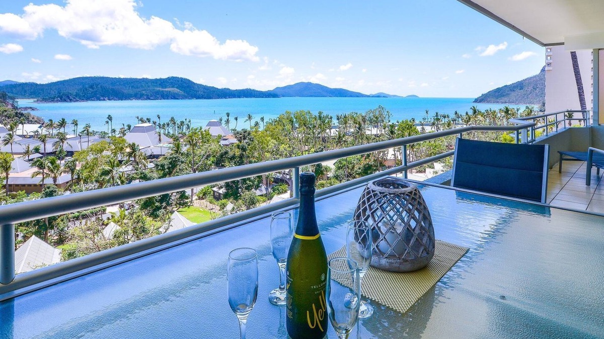 Hamilton Island Apartment | Poinciana 212 - Hamilton Island