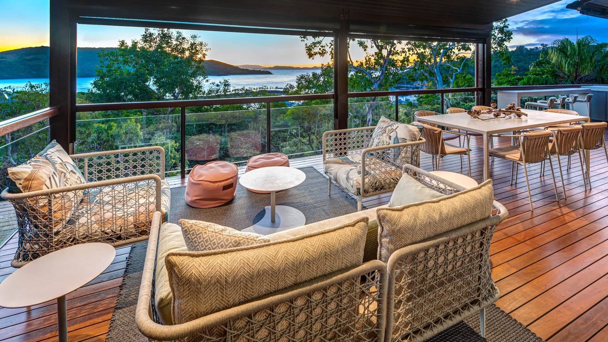 Hamilton Island House | Point Blue, Beautiful House on Hamilton Island