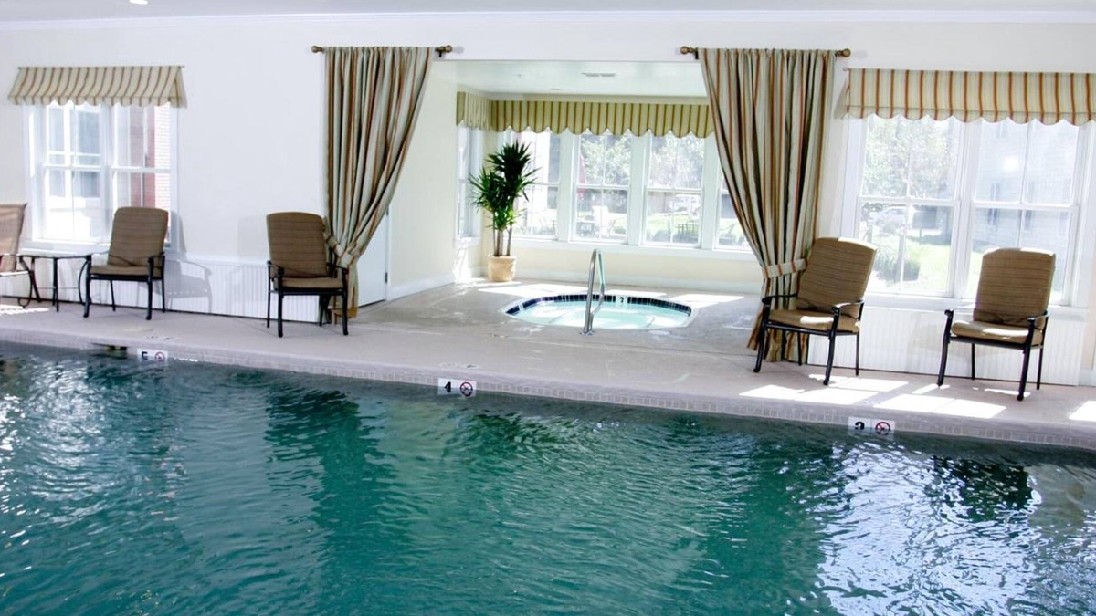 Proctorsville Hotel | Pointe at Castle Hill Resort