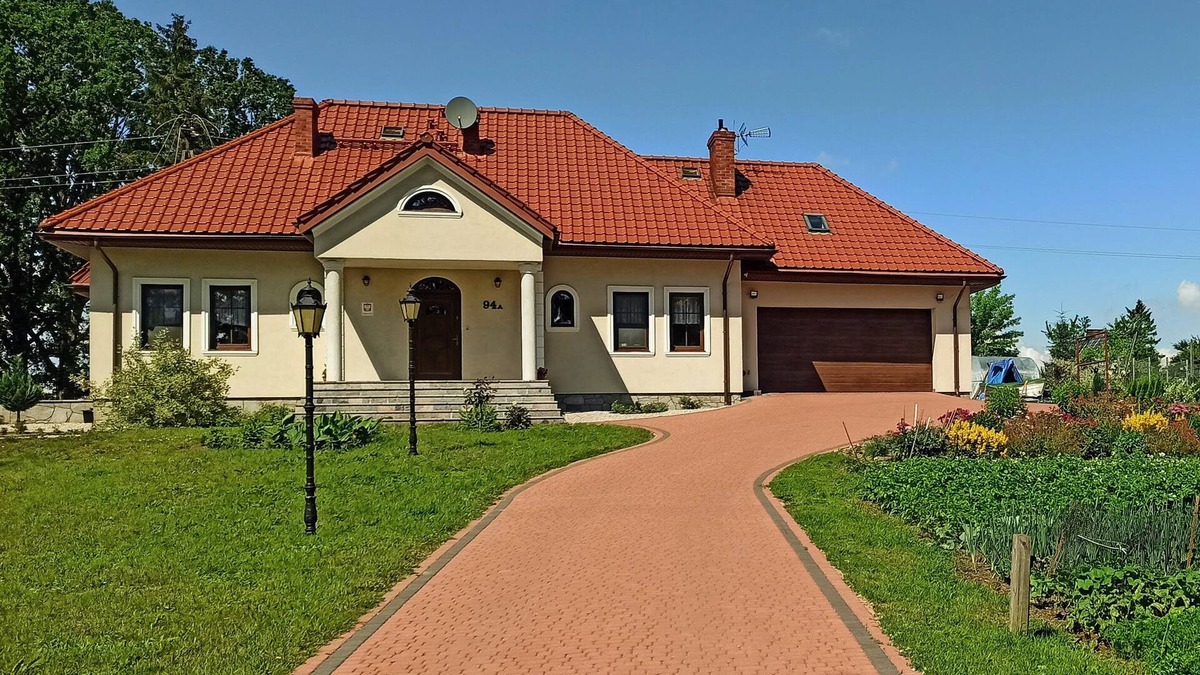 Kowale Oleckie Other | Pokój na skarpie
