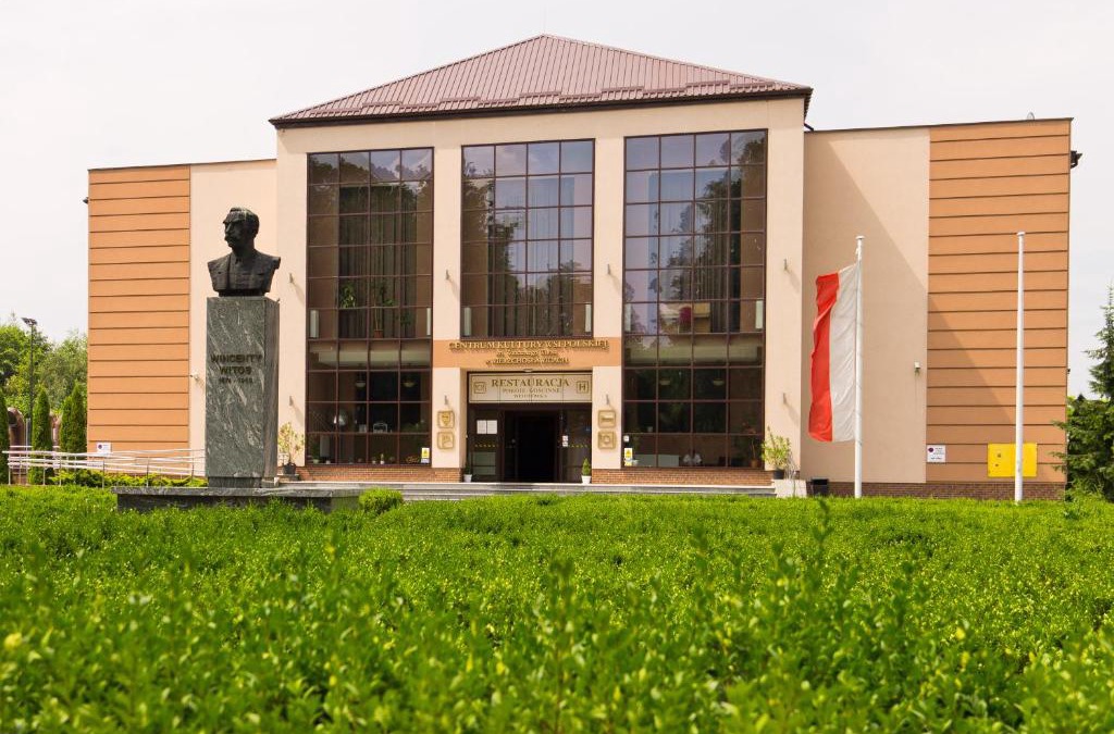 Wierzchoslawice Resort | Pokoje Gościnne w Centrum Kultury Wsi Polskiej