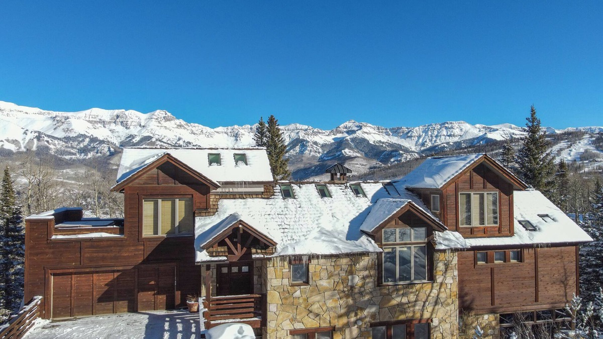 Mountain Village House | POLAR QUEEN- Modern Mountain Home w/Views, Tons of Extras & Easy Ski Access
