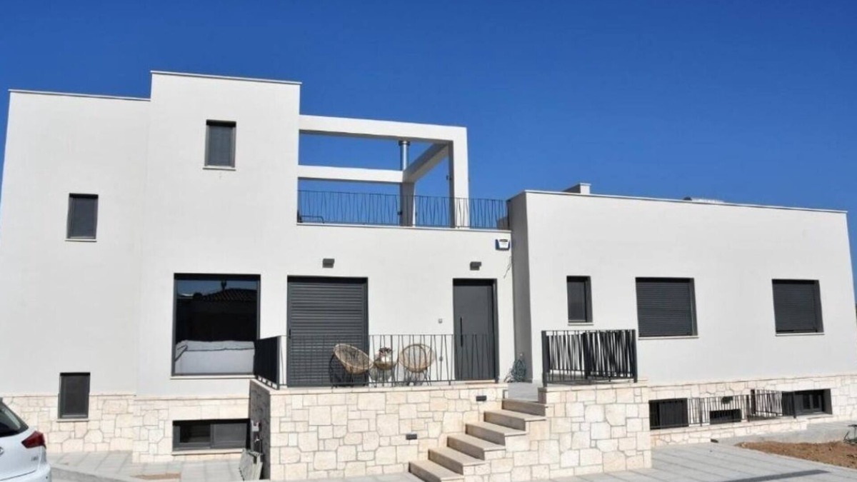 Ayioi Asomatoi House | Polles elies cozy apartment