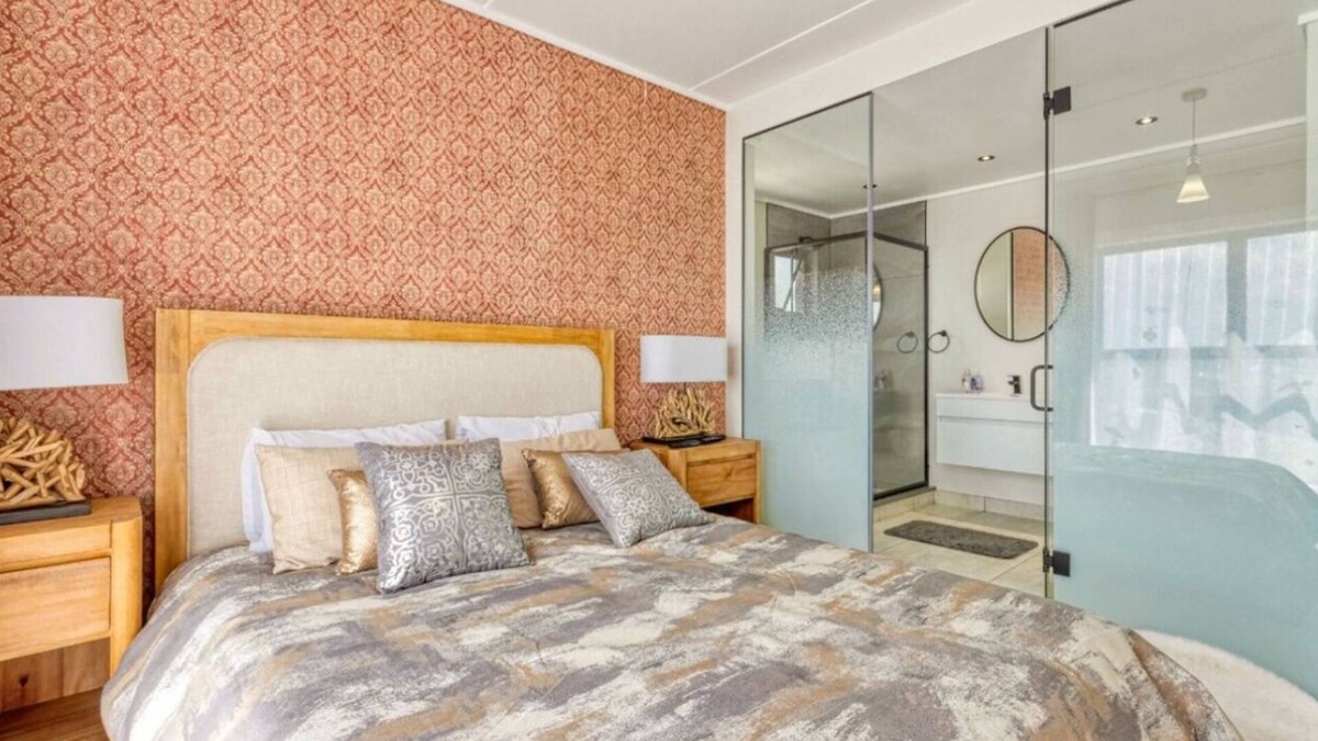 Greater Johannesburg Metropolitan Area Apartment | Polofields waterfall Home away from home apartment - Fili
