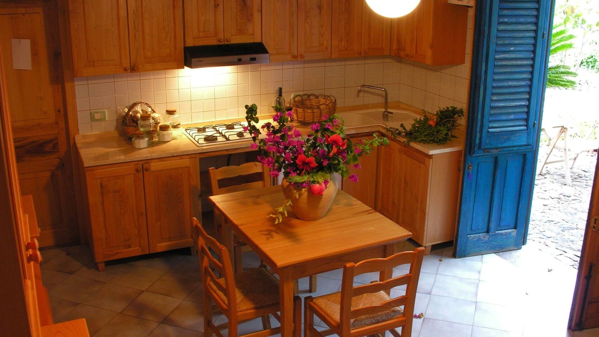 Ustica Apartment | Pomegranate Apartment @ Hibiscus Farmhouse