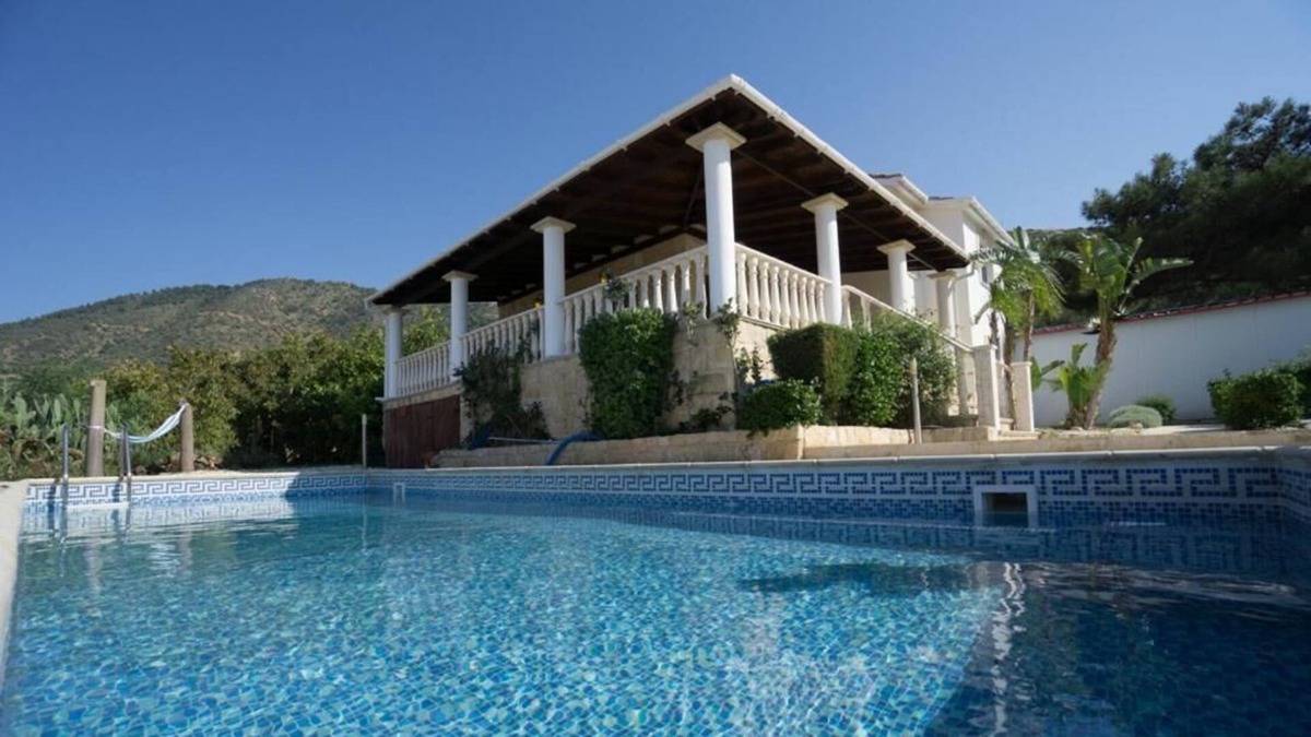 Pachyammos Villa | Pomos Harbourbiew Villa