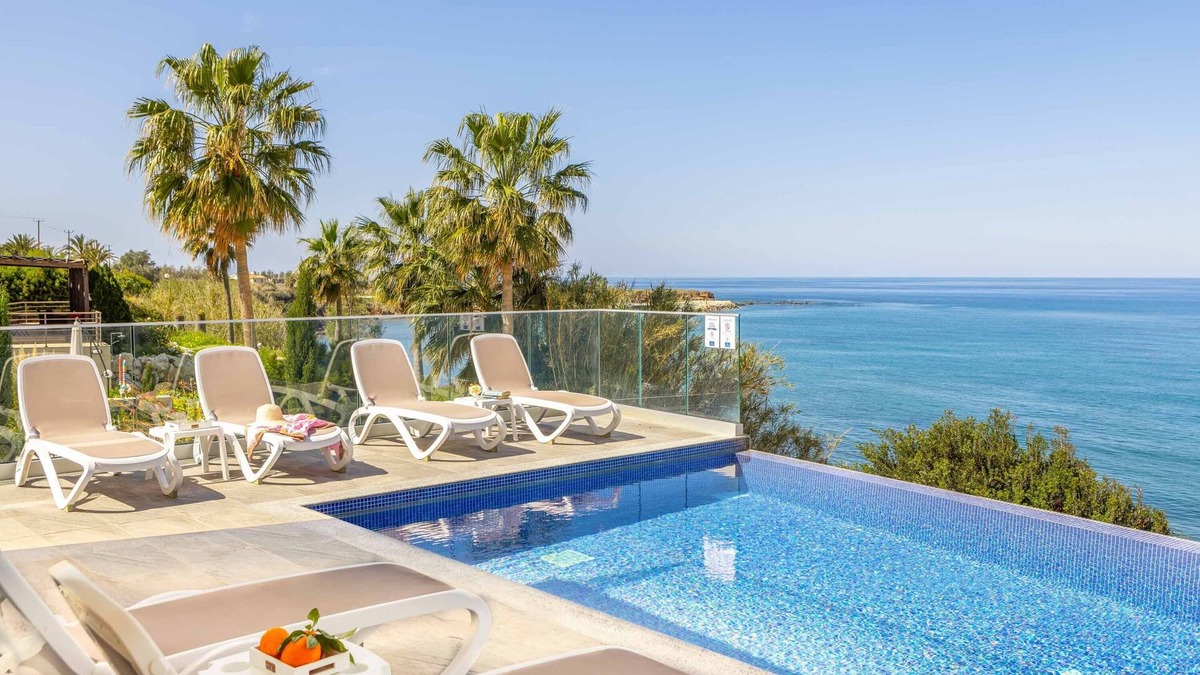 Pachyammos Villa | Pomos Seashore villa
