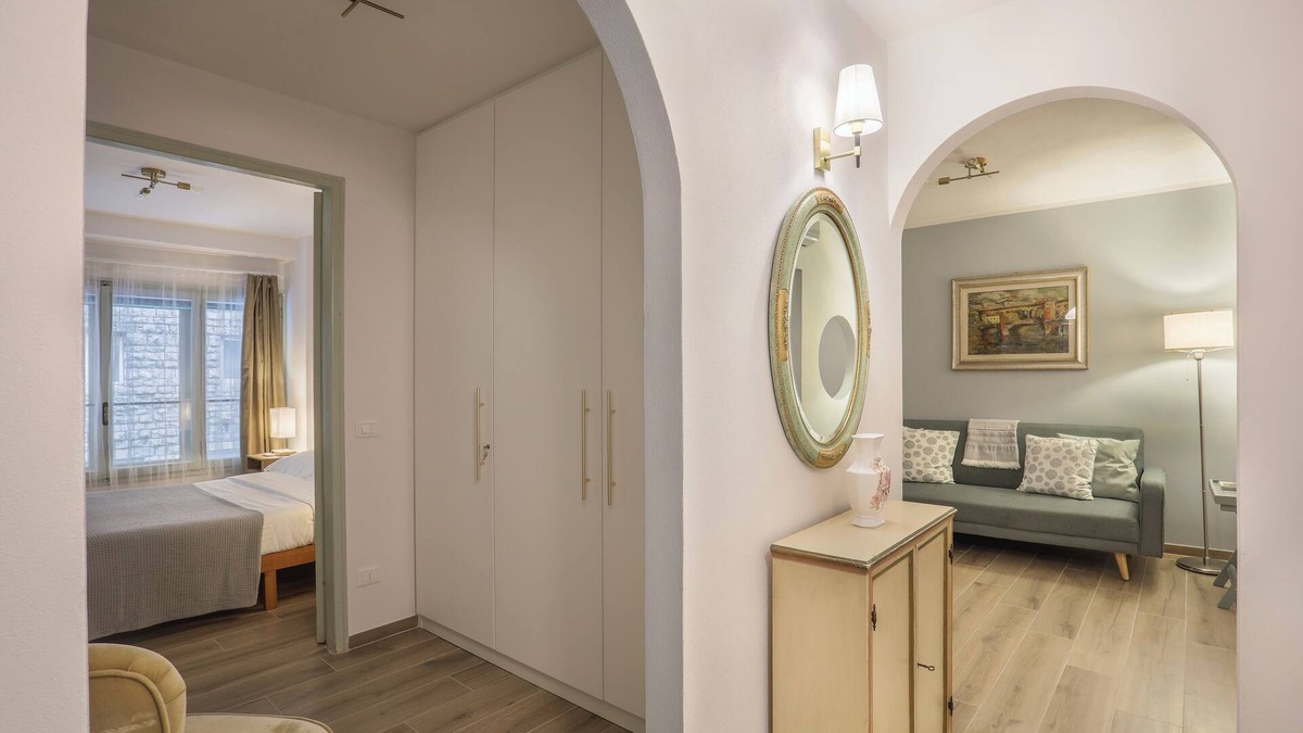 San Niccolo Apartment | Ponte Vecchio apartment