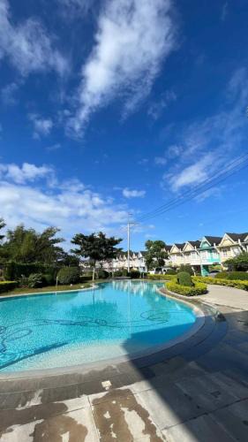 Pallocan House | PonteFino Prime Batangas City Staycation