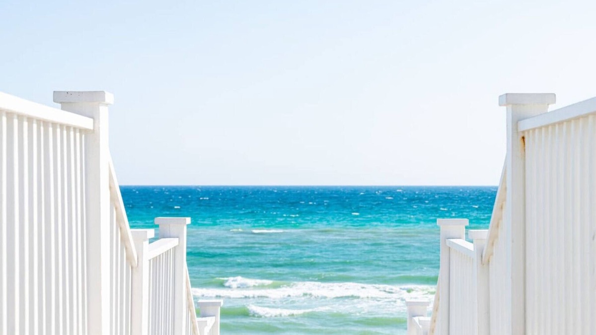 West Panama City Beach Apartment | Pool | 5 Bed 5 bath | Golf Cart | Inlet Beach