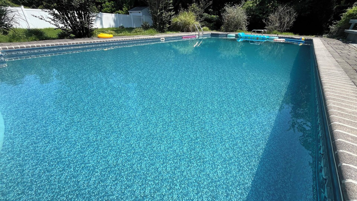 Long Branch House | POOL, 5-bedroom in jersey Shore, Grill , AC, WiFi, Parking, TV, Gaming, Full Kit