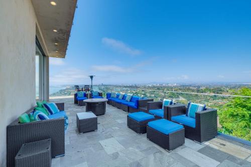 Hidden Valley House | Pool and Coastline Views Luxe La Jolla Home