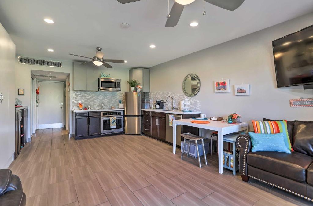 Palm Desert Apartment | Pool and Hot Tub Access Palm Desert Studio Condo