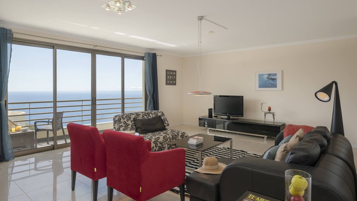 Estrela da Calheta Apartment | Pool and sea view - Calheta Victory View