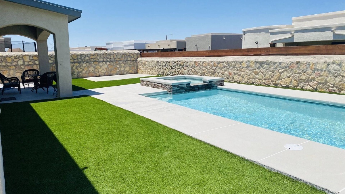 Biggs Field House | POOL and SPA! Modern New Home! Great Location! 4 bedroom