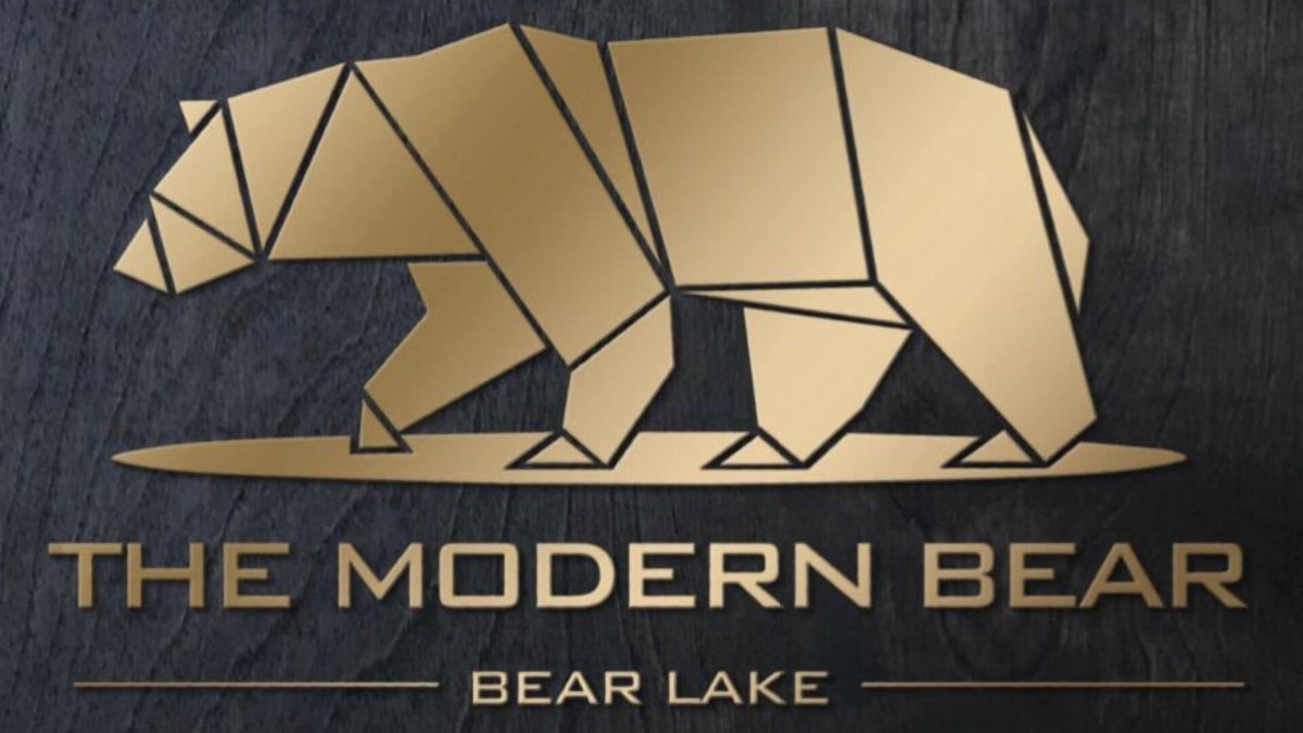 Garden City House | {POOL+BALL PIT} The Modern Bear Private Pool Sleeps 12-50