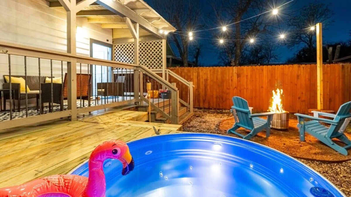 Downtown San Antonio House | Pool, Firepit, Backyard near Riverwalk San Antonio
