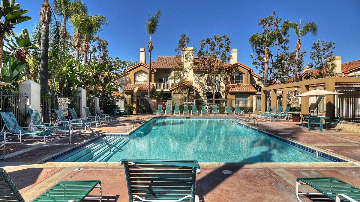 Laguna Niguel House | POOL! Fireplace! 10 Minutes to Beach! Come Explore Laguna Niguel! PALM COURT!