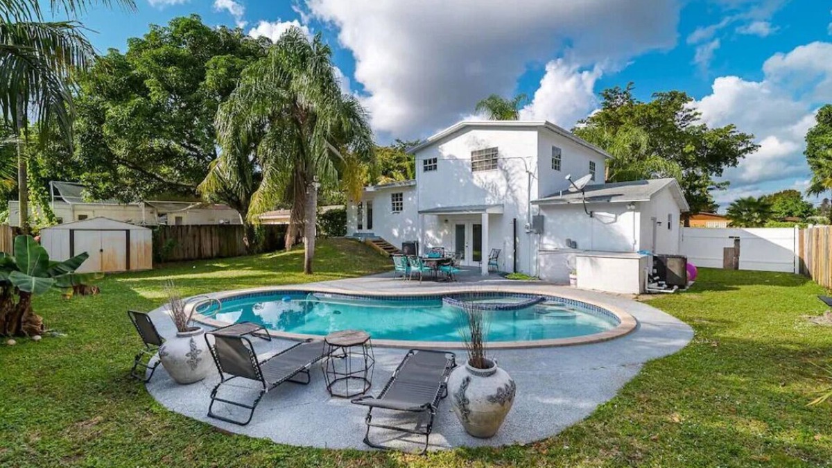 Pembroke Pines House | Pool Home 8