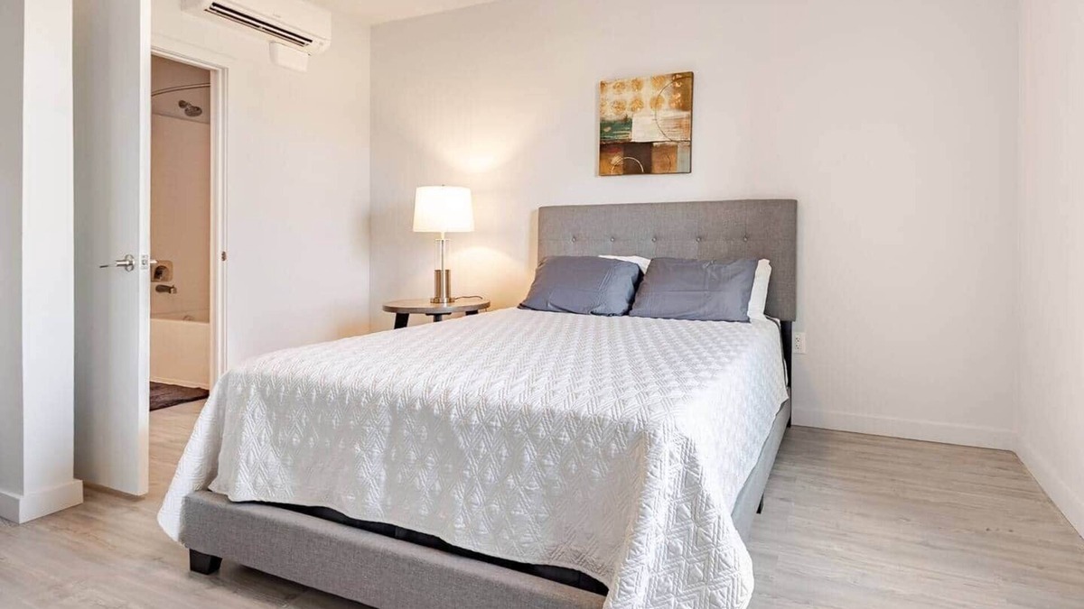 Jarrell Apartment | Pool Home*Mins to Austin Emergency* St David’s Hospital