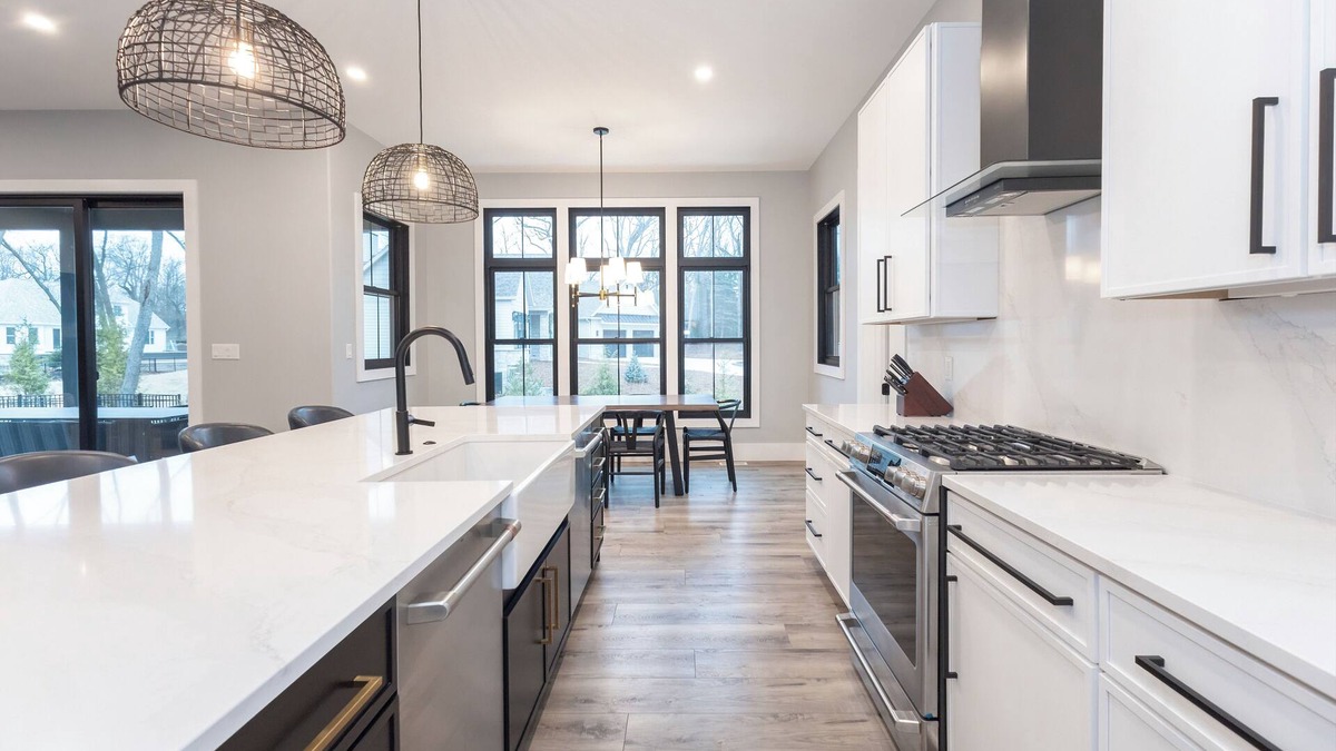 Grand Beach House | Pool, Hot Tub All Year! Fire Pit, Sauna, Walk To Beach