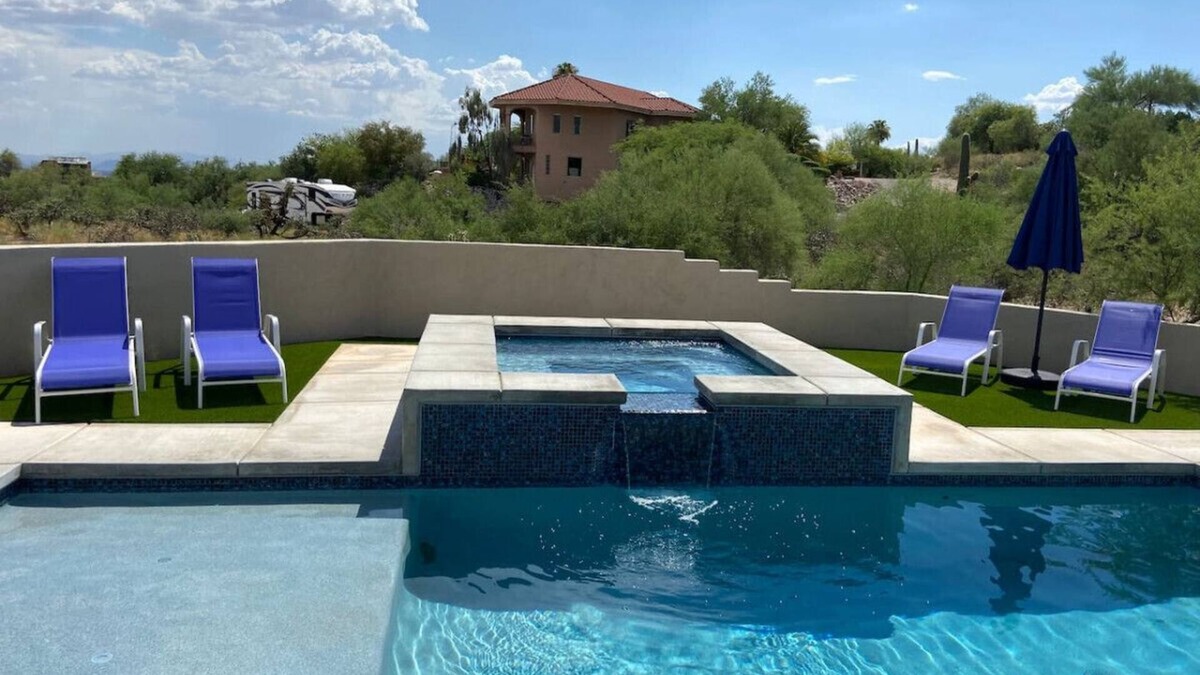 Tucson House | Pool & Hot Tub/Mountain Views/3 BR/Stunning