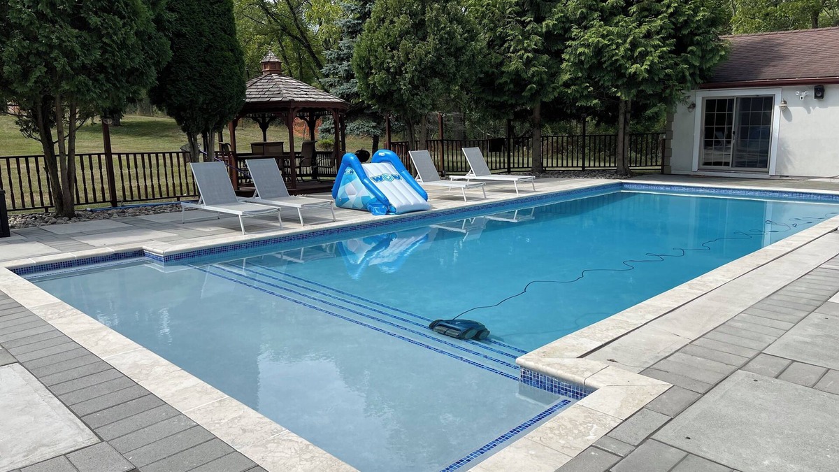 Circleville House | Pool house on a park-like estate, Pet friendly, 7 min to LegoLand.