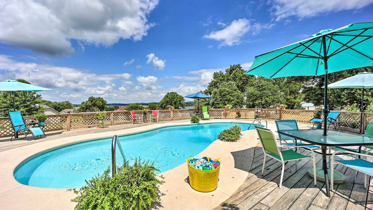 Grove House | Pool & Outdoor Kitchen: Grand Lake Getaway!