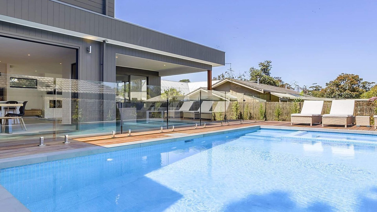 Mount Martha House | Pool - Spa and 300m Walk To Beach