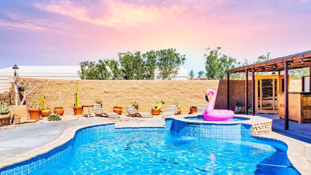 Yucca Valley Villa | Pool, Spa, Suana, Theater, MiniGolf & Pet-friendly