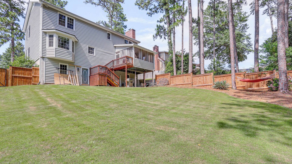 Warner Robins House | Pool & Tennis Court Access: Home in Warner Robins