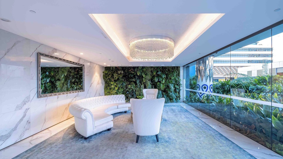Newstead Apartment | Pool View Urban Oasis 2Bed Apt/Top Suburb/Parking
