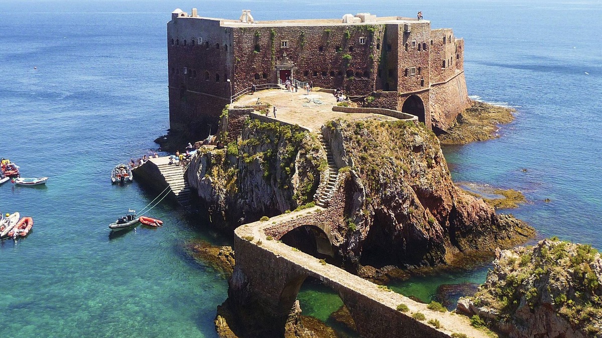 Peniche House | PoolSeaView Spacious House