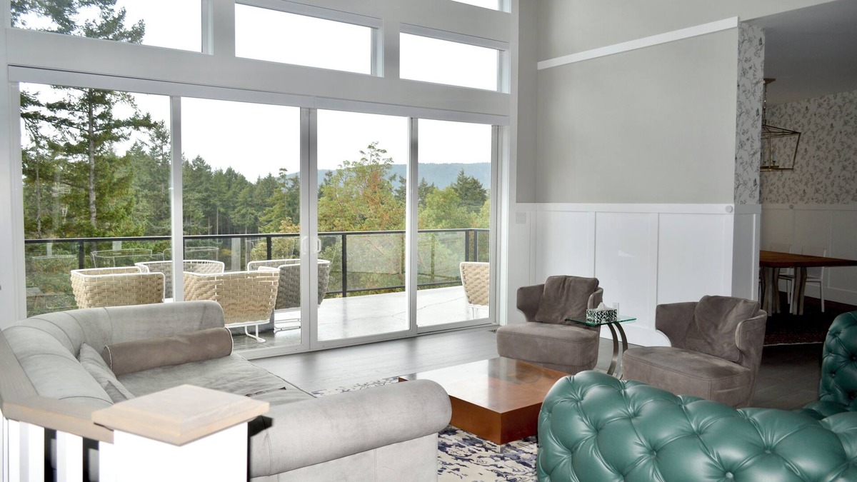 Bear Mountain Resort House | Poolside Fairway Escape on Bear Mountain
