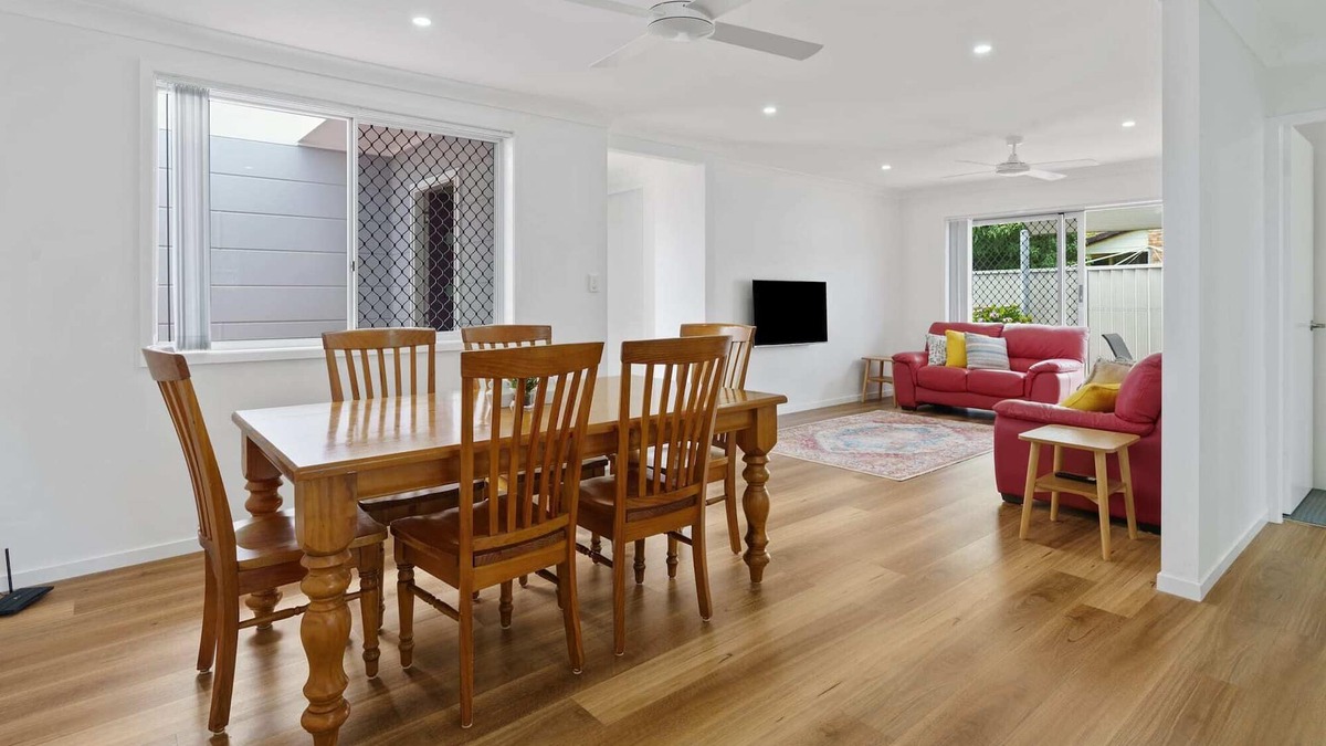 Bateau Bay Villa | Poppy's Place - Coastal Inspired Escape