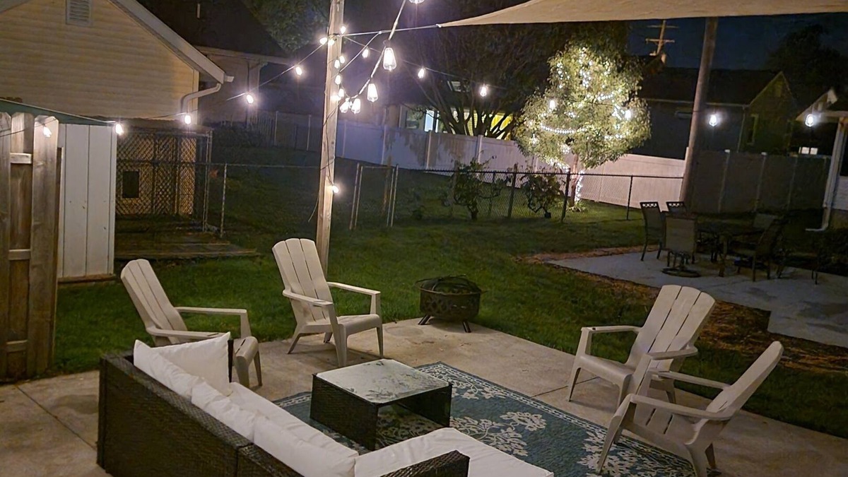 Port Clinton Cottage | Port Clinton Home~Lake & Park Views~Beach Access!