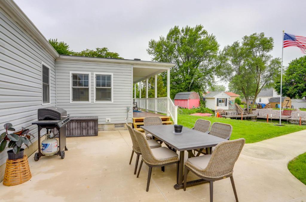 Port Clinton House | Port Clinton Vacation Rental with Boat Dock and Grill!