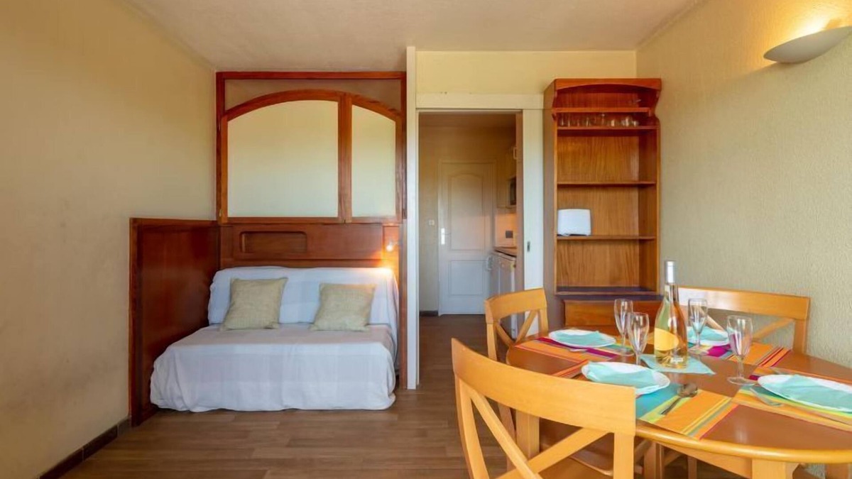 Toulon - Hyeres Apartment | Port de La Gavine by Interhome