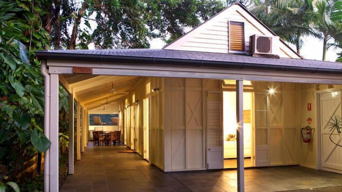 Port Douglas Cabin | Port Douglas Lodge Port Douglas