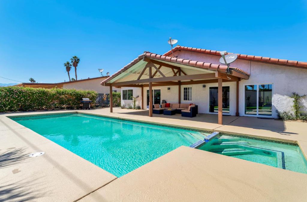 Bermuda Dunes House | Port Royal Retreat