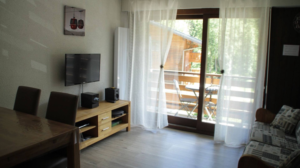 Chatel Apartment | Portes Du Soleil PSB204 TELECABINE & MOUNTAIN 4 pe