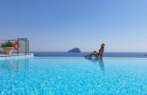Kithira Hotel | Porto Delfino Retreat