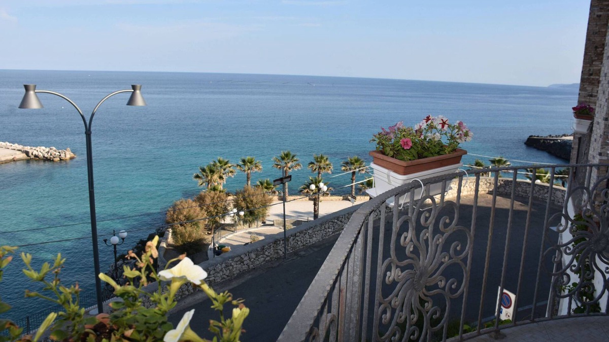 Castro Marina Bed & Breakfast | Porto Vecchio