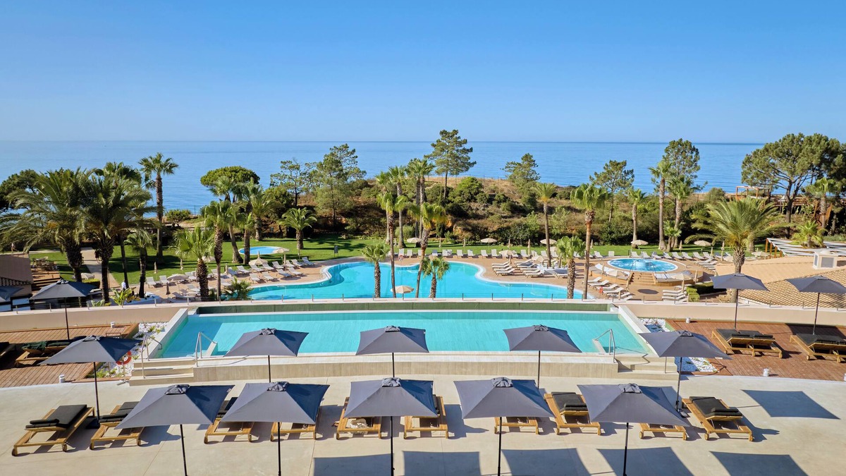 Olhos D'Agua Hotel | PortoBay Blue Ocean