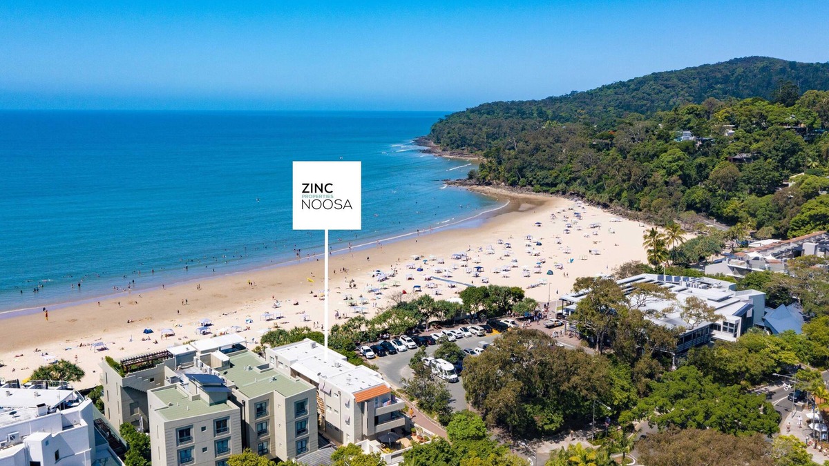 Noosa Heads Apartment | Portofino 8 - BEACHFRONT COMPLEX STUNNINGLY RENOVATED PENTHOUSE