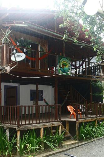 Nuqui House | Posada Kevelin
